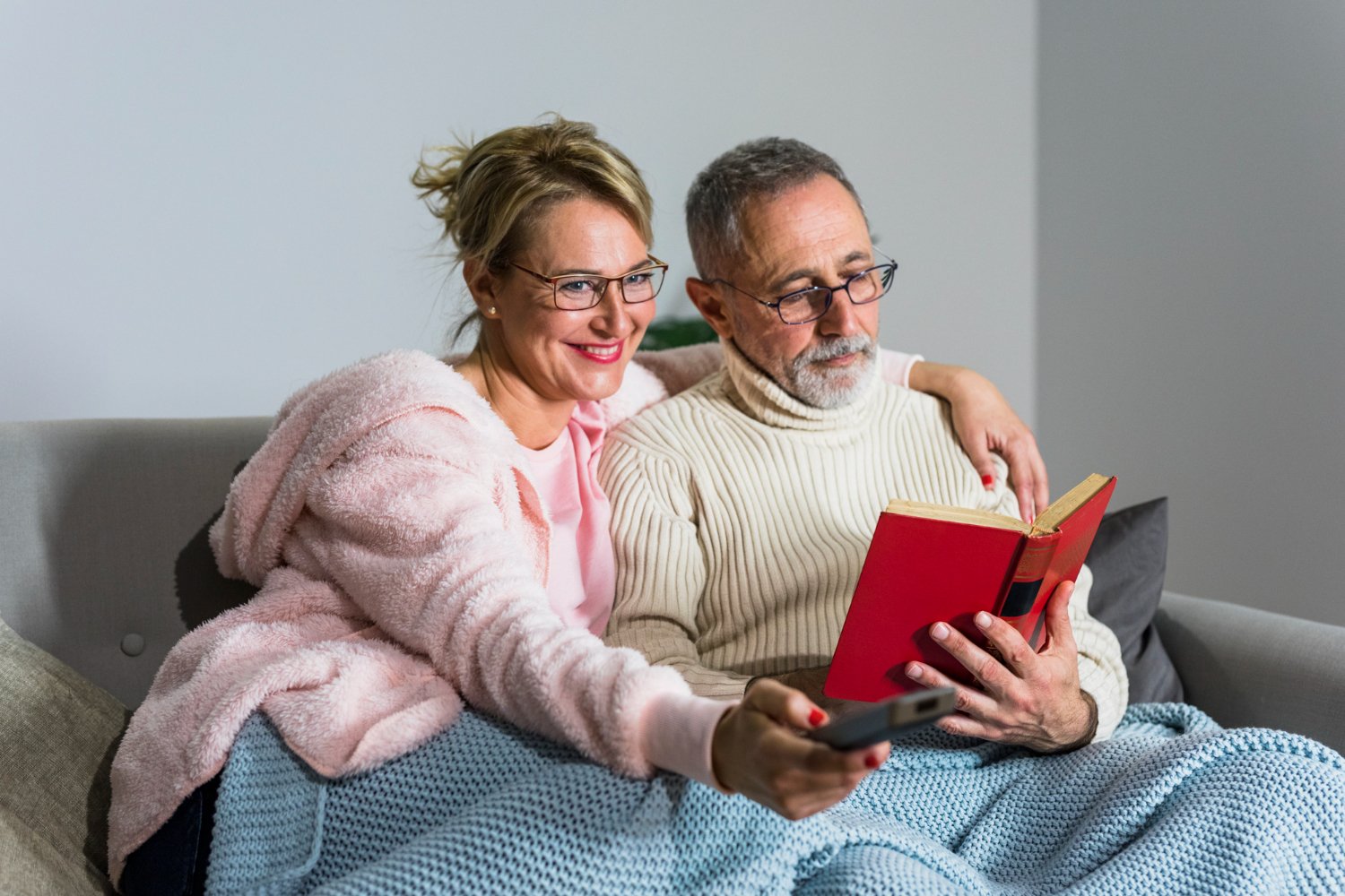 Older couple reading together